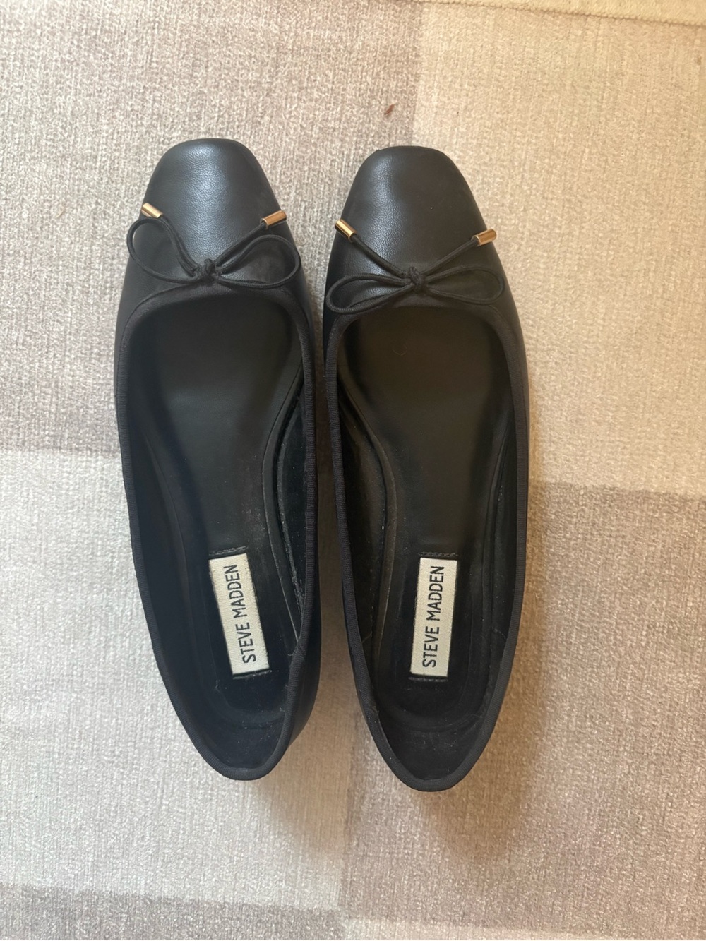 Steve Madden Black Square-Toe Ballet Flats with Bow